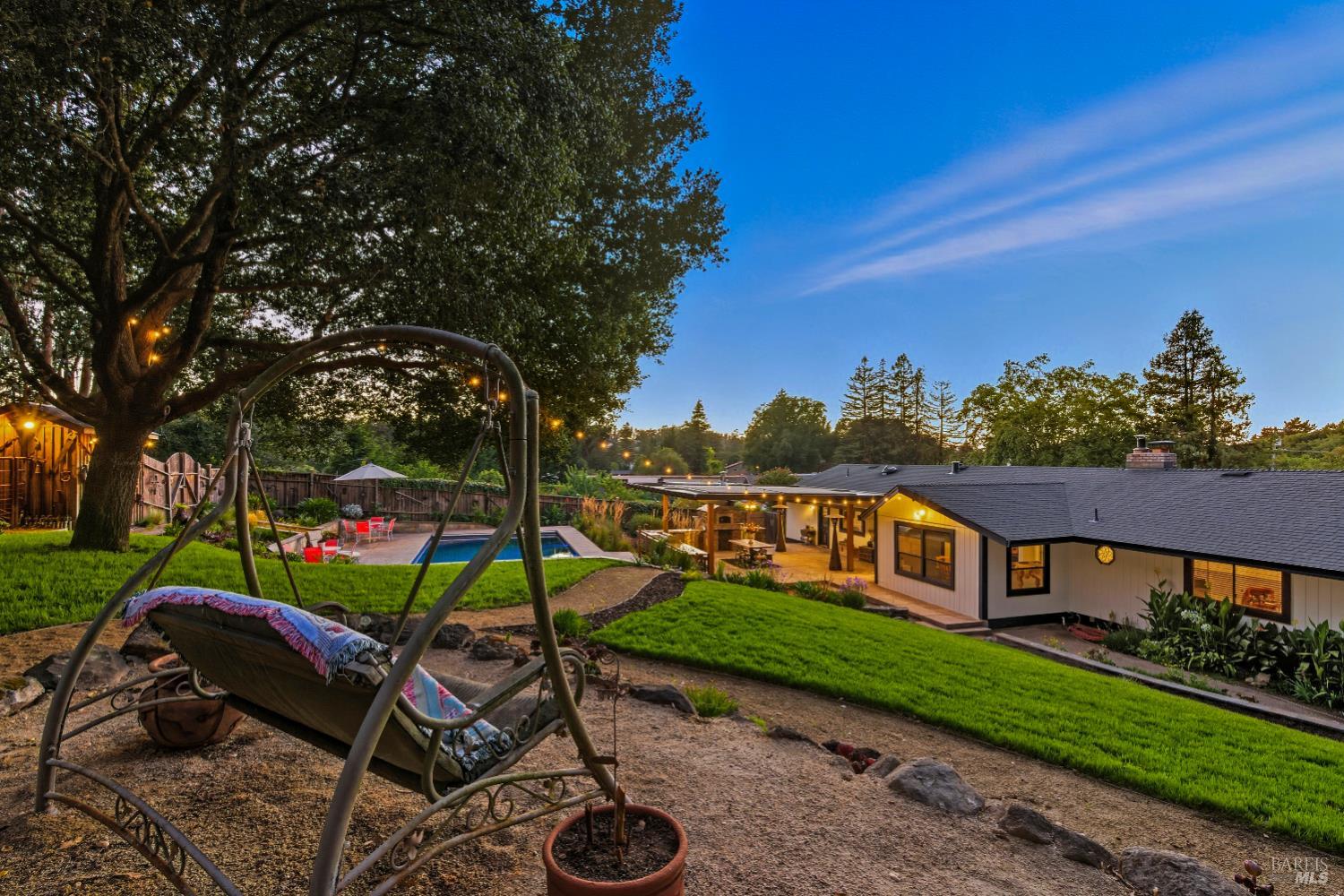 296 Eucalyptus Ave
