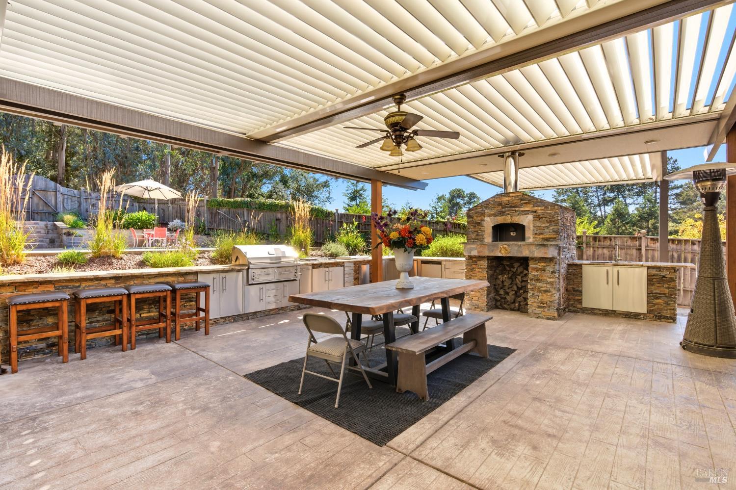 296 Eucalyptus Ave