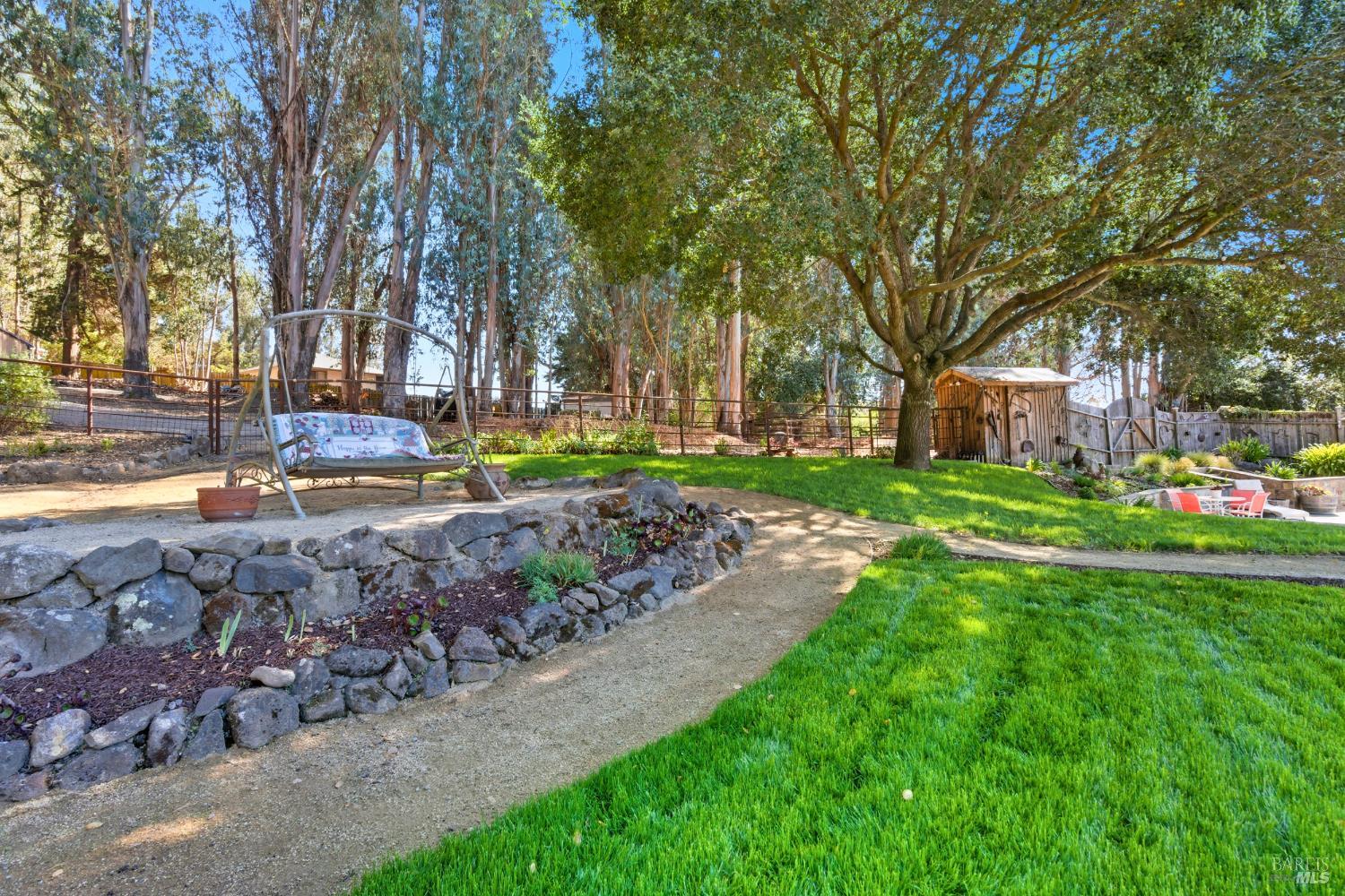 296 Eucalyptus Ave