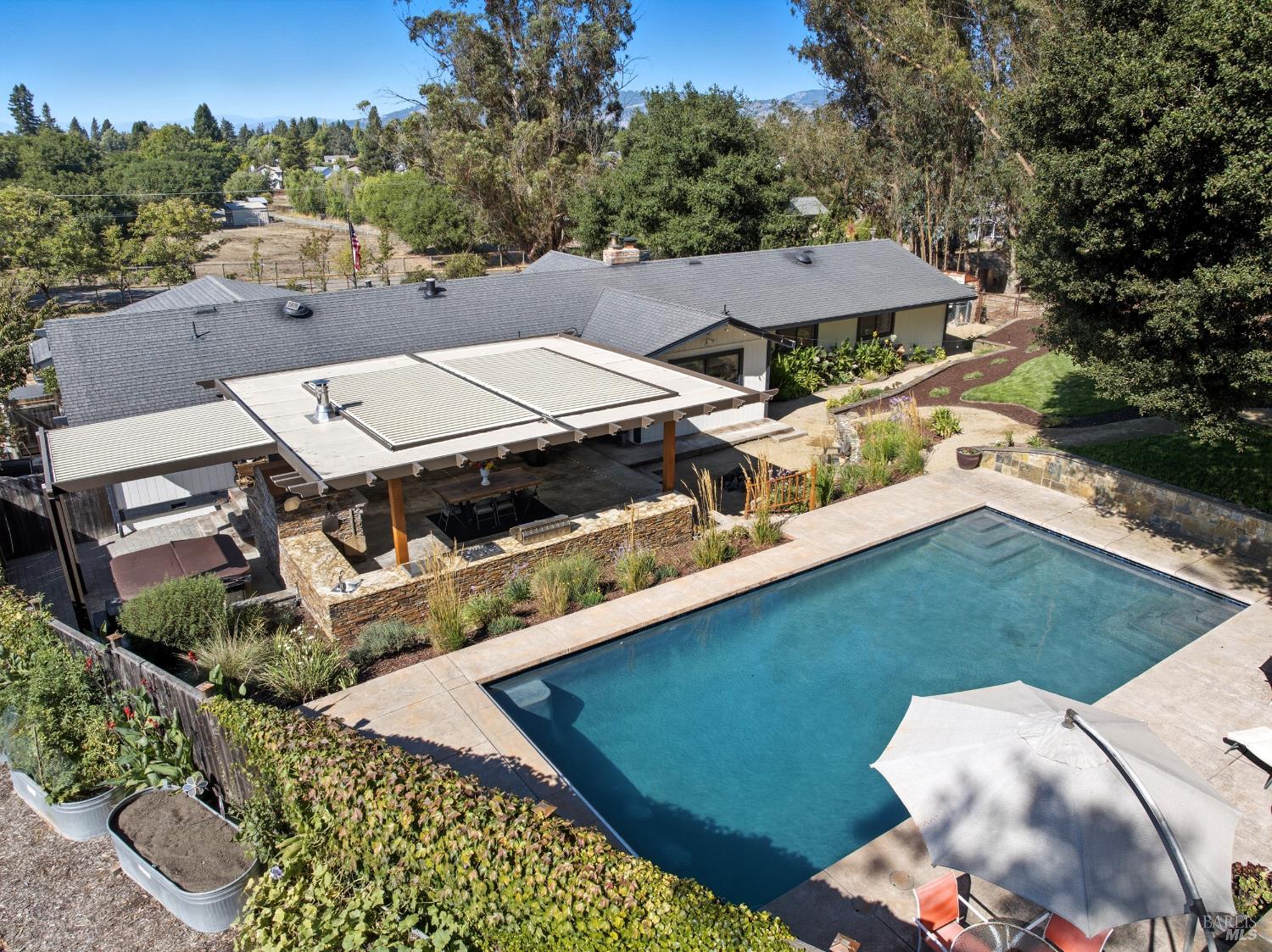 296 Eucalyptus Ave