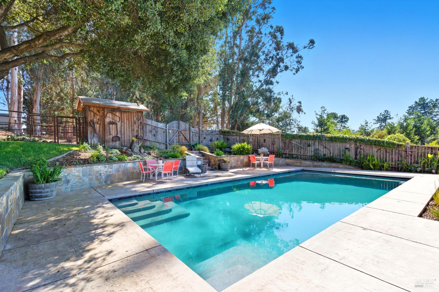 296 Eucalyptus Ave