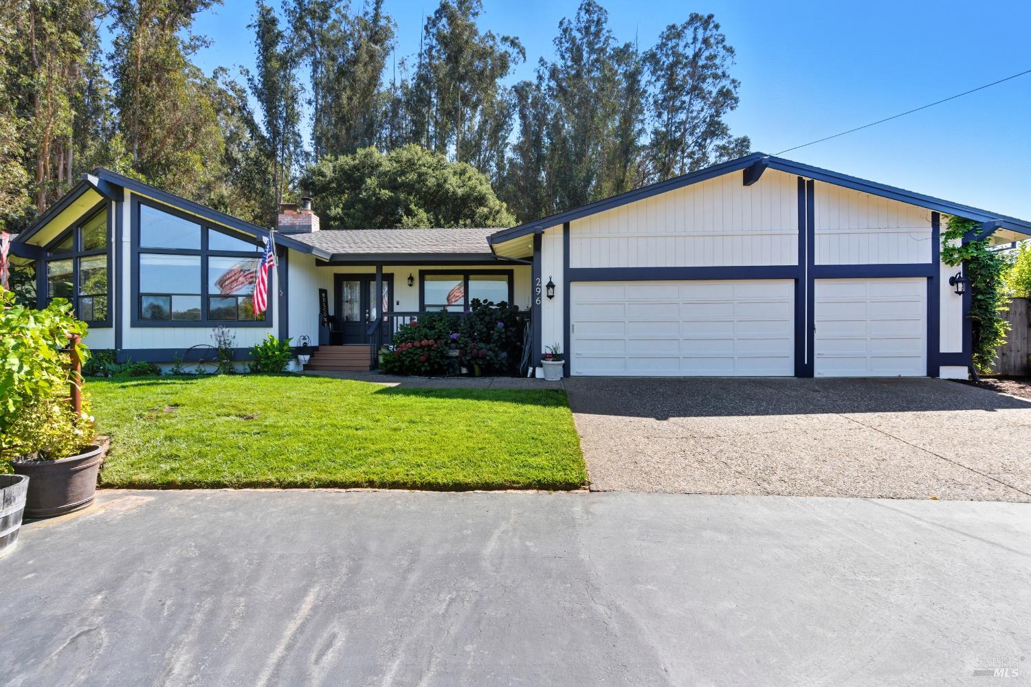 296 Eucalyptus Ave