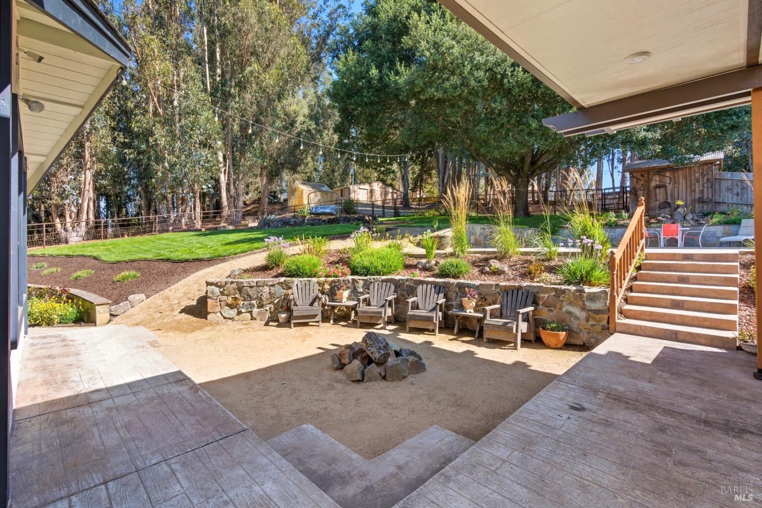 296 Eucalyptus Ave