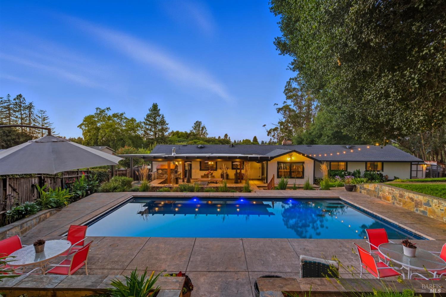296 Eucalyptus Ave