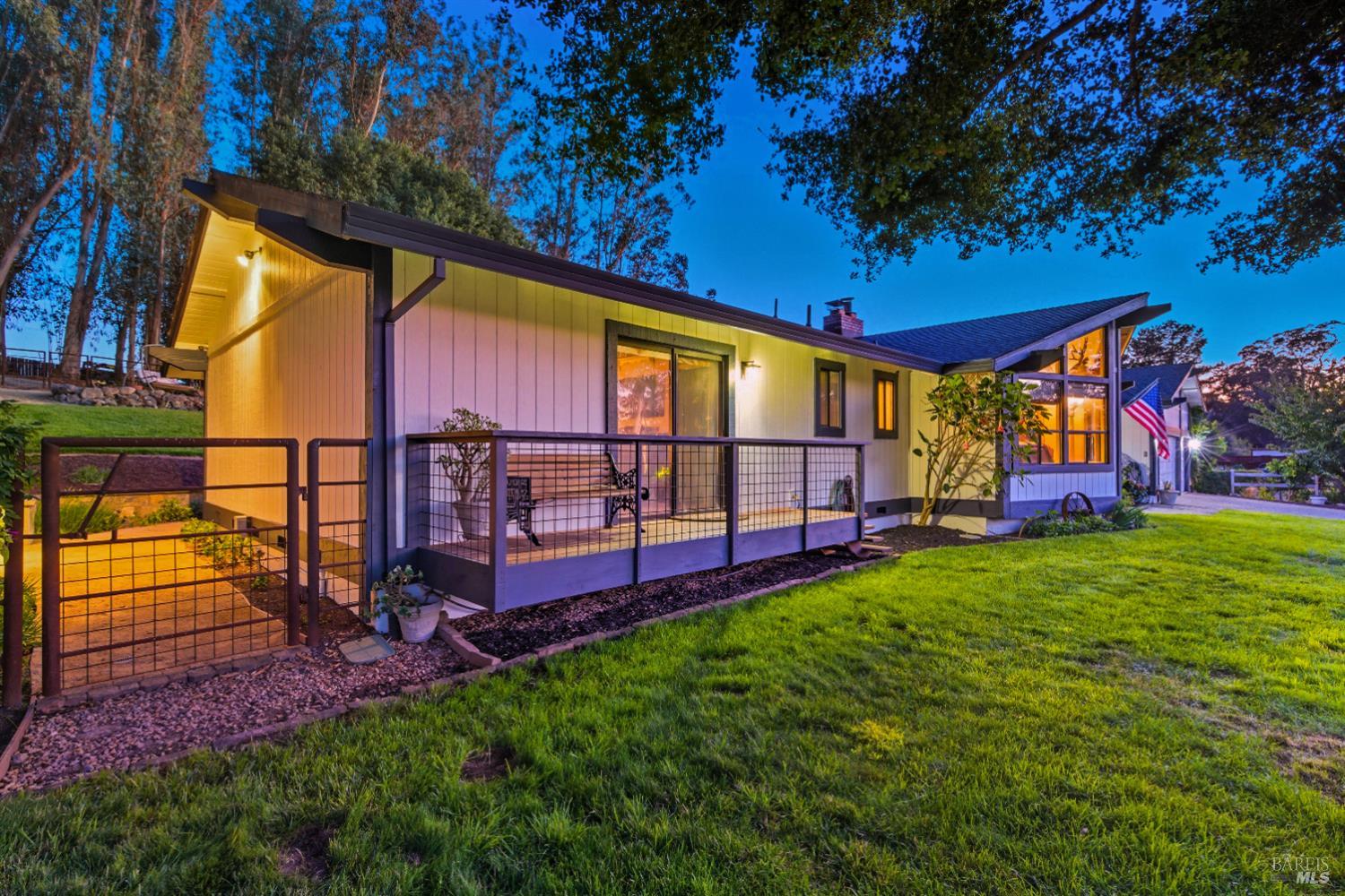 296 Eucalyptus Ave