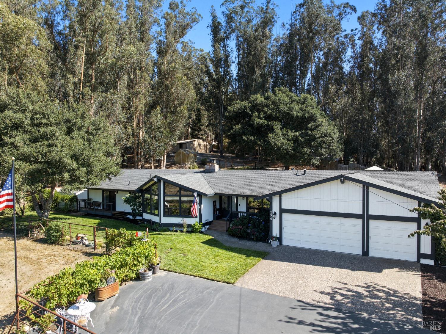 296 Eucalyptus Ave