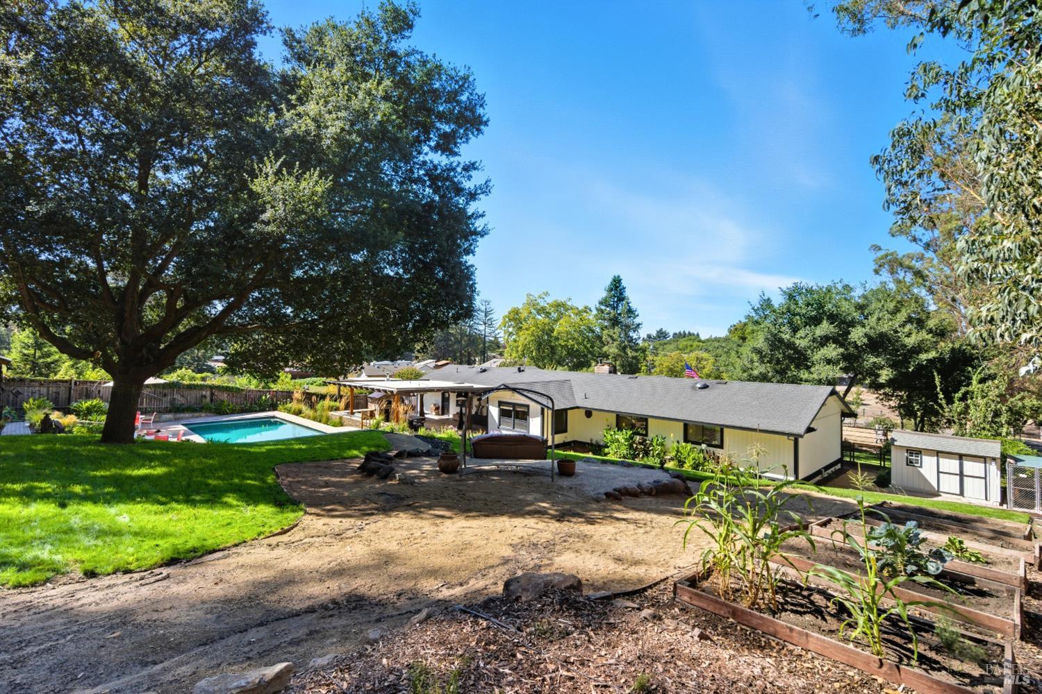 296 Eucalyptus Ave