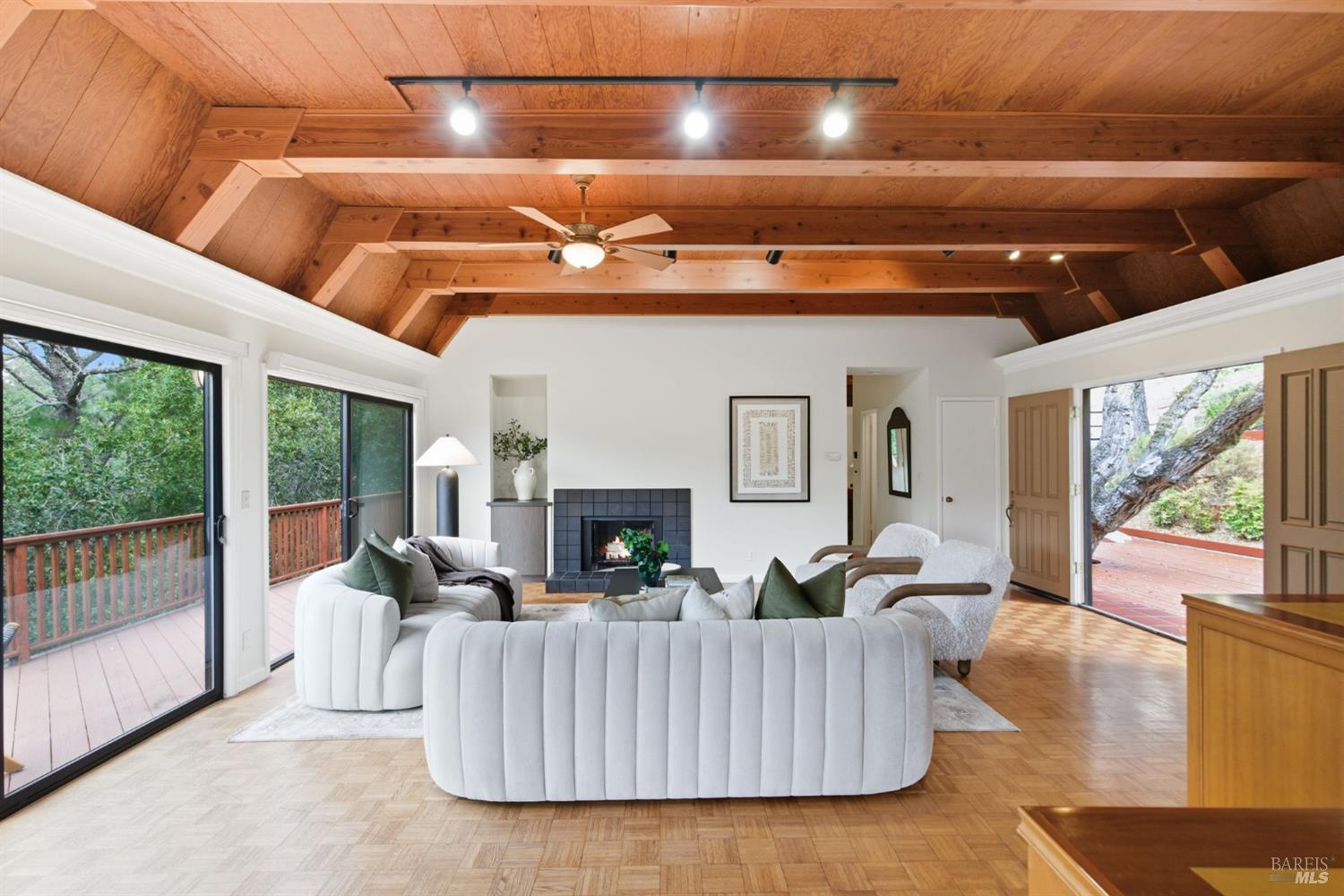 171 Dominican Dr