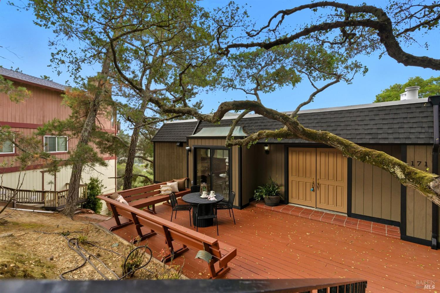 171 Dominican Dr