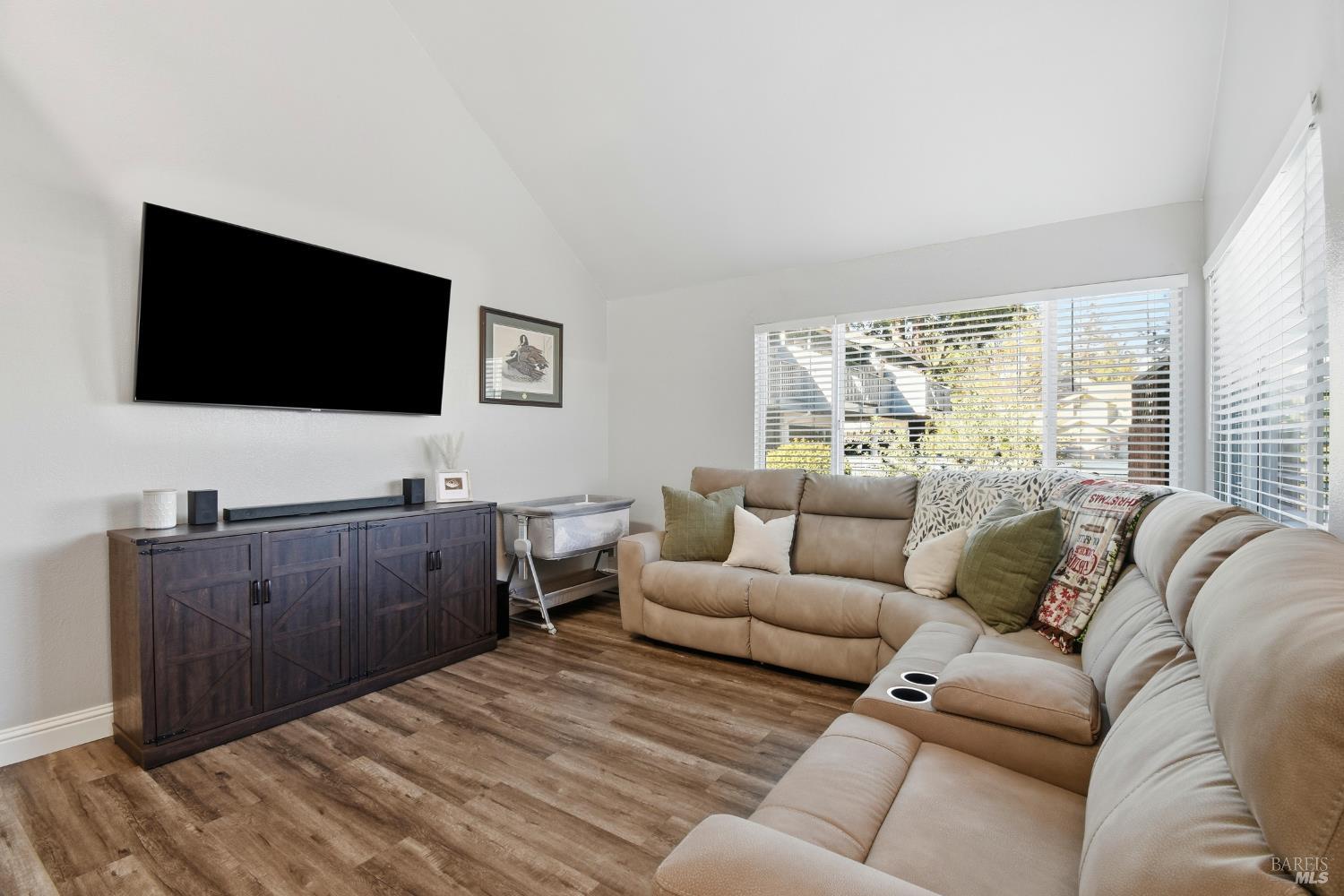 5006 Country Club Drive