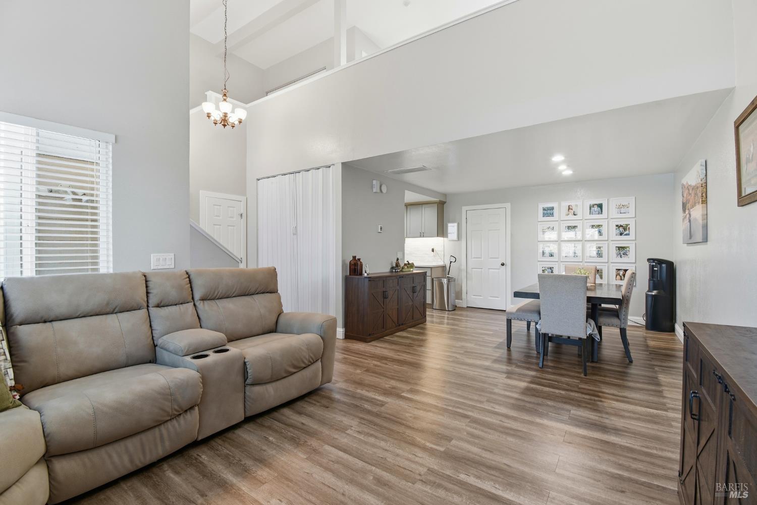 5006 Country Club Drive