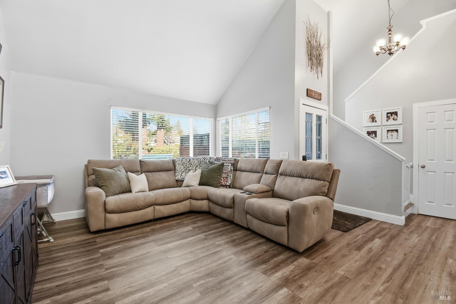 5006 Country Club Drive