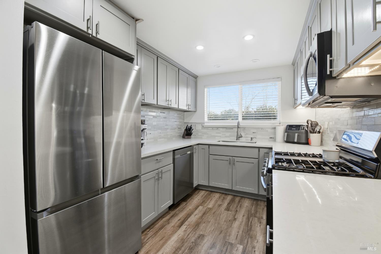 5006 Country Club Drive