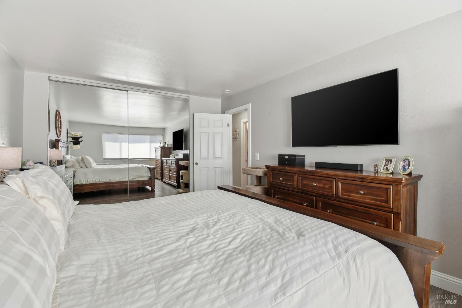 5006 Country Club Drive