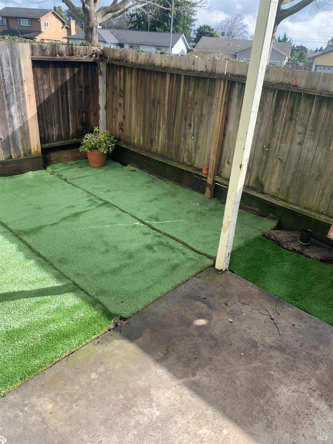 718 Santa Alicia Drive