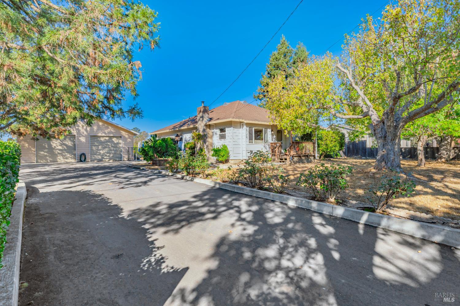 1040 Stony Glen Lane