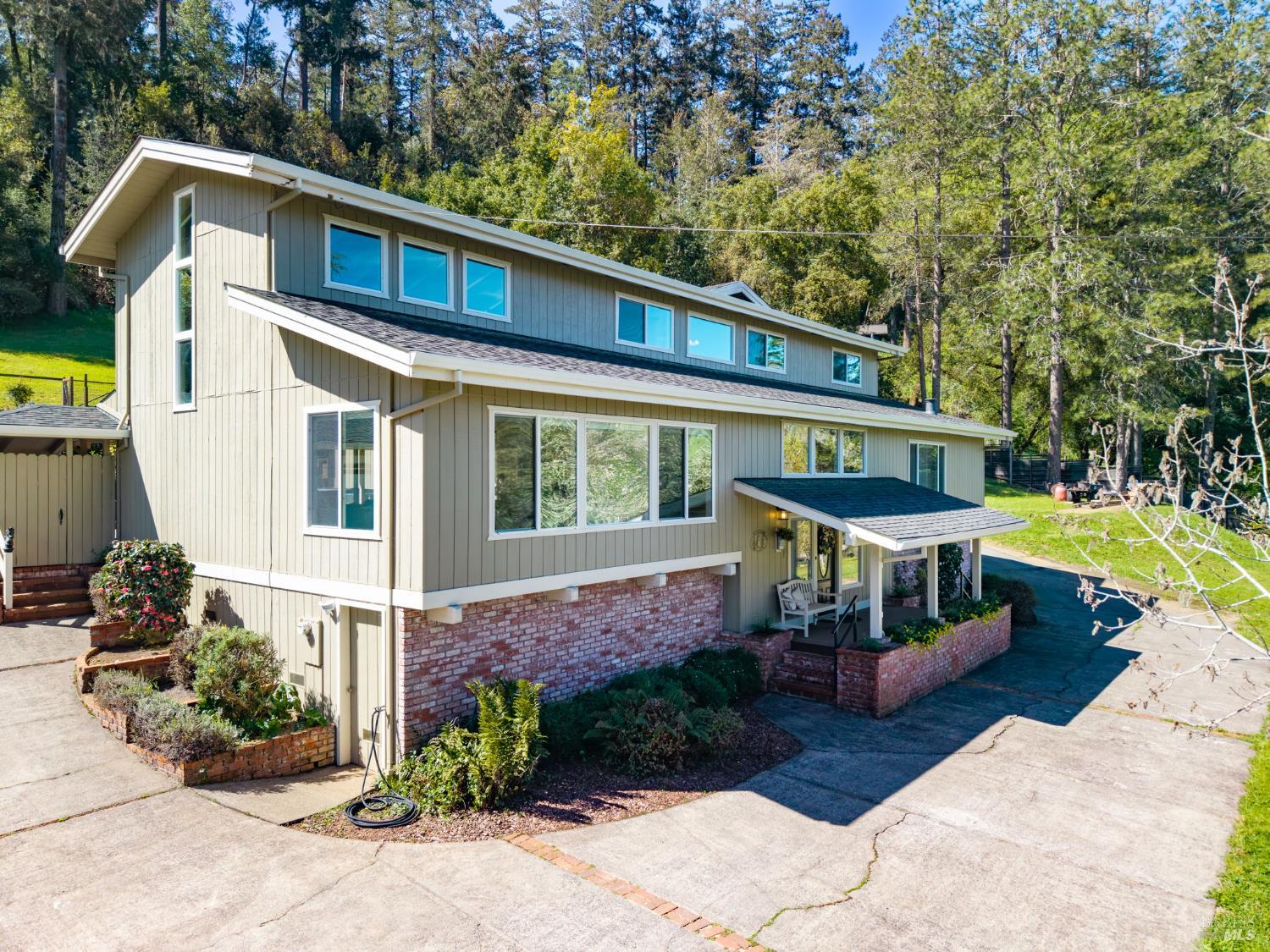 433 San Geronimo Valley Drive
