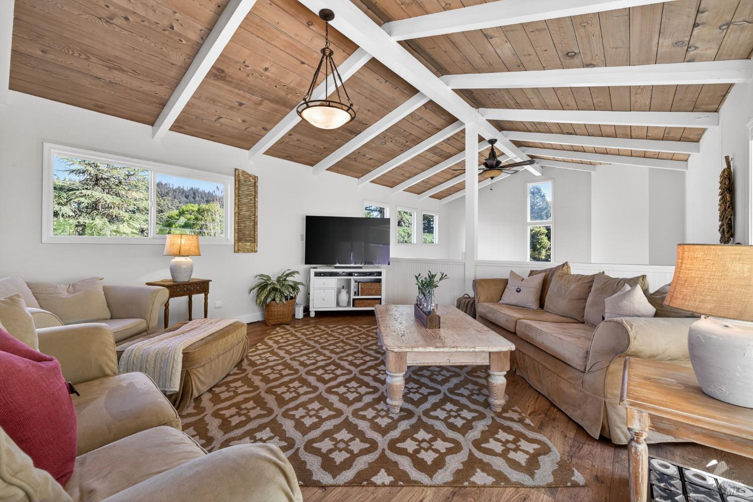 433 San Geronimo Valley Drive