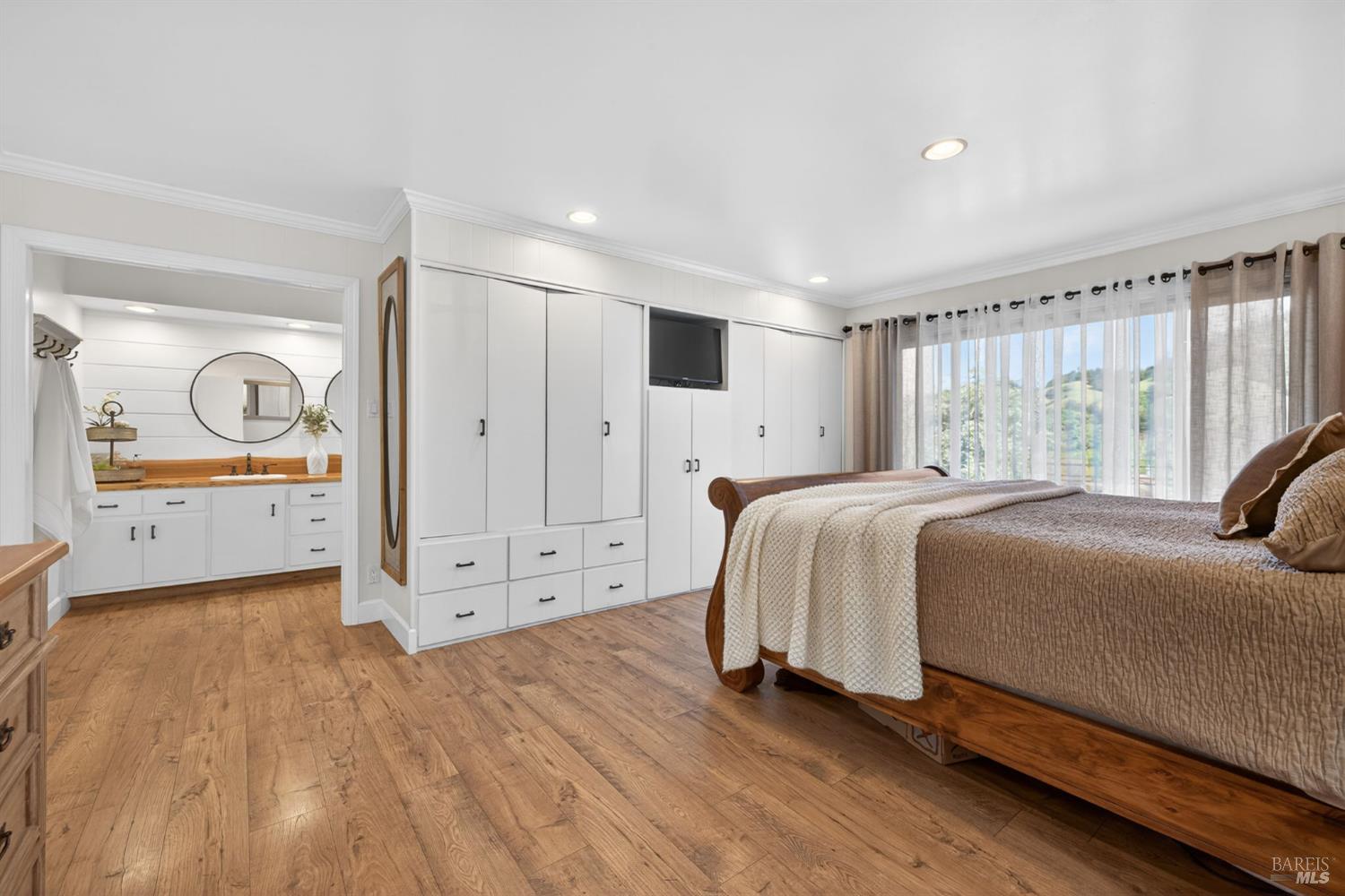 433 San Geronimo Valley Drive