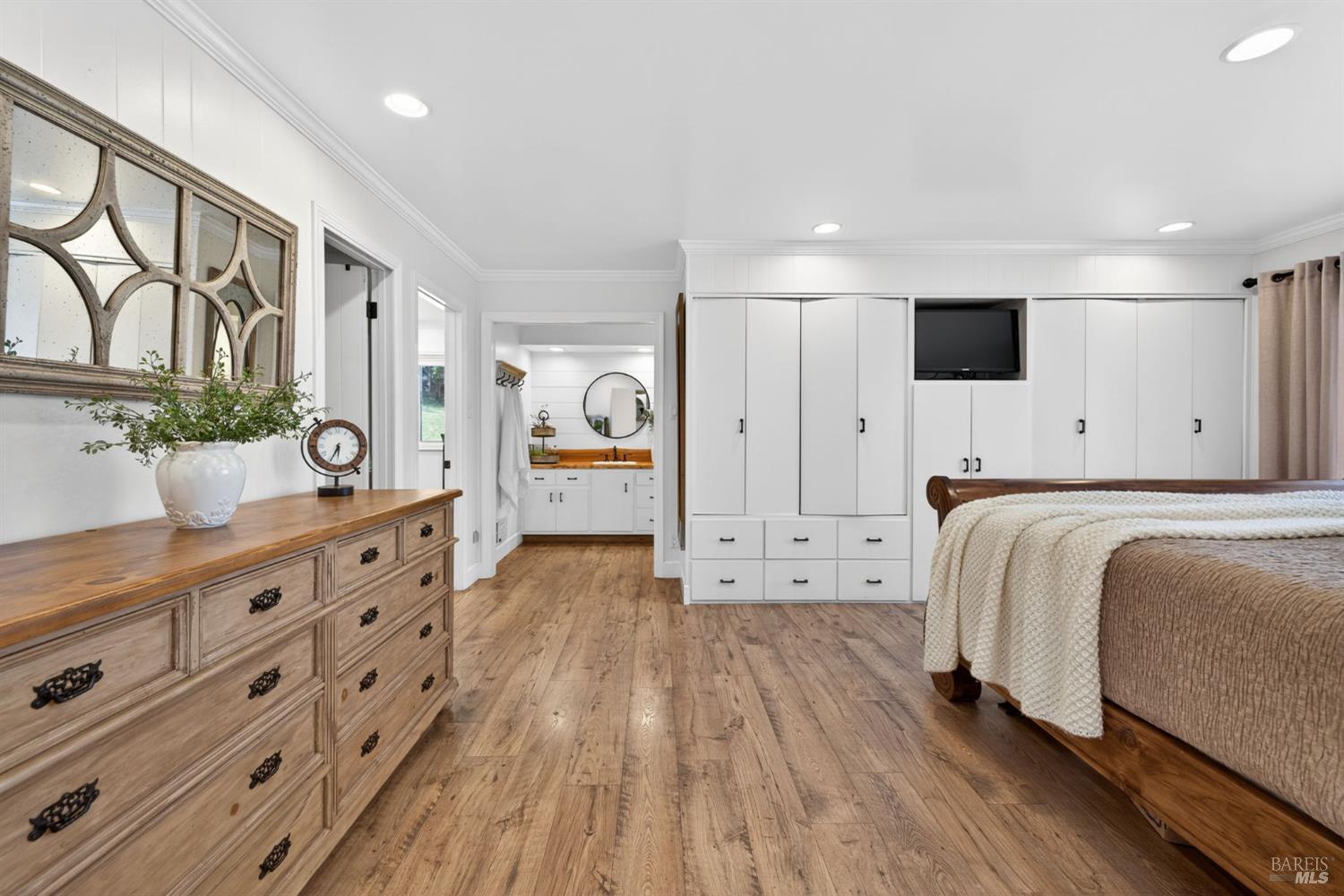 433 San Geronimo Valley Drive