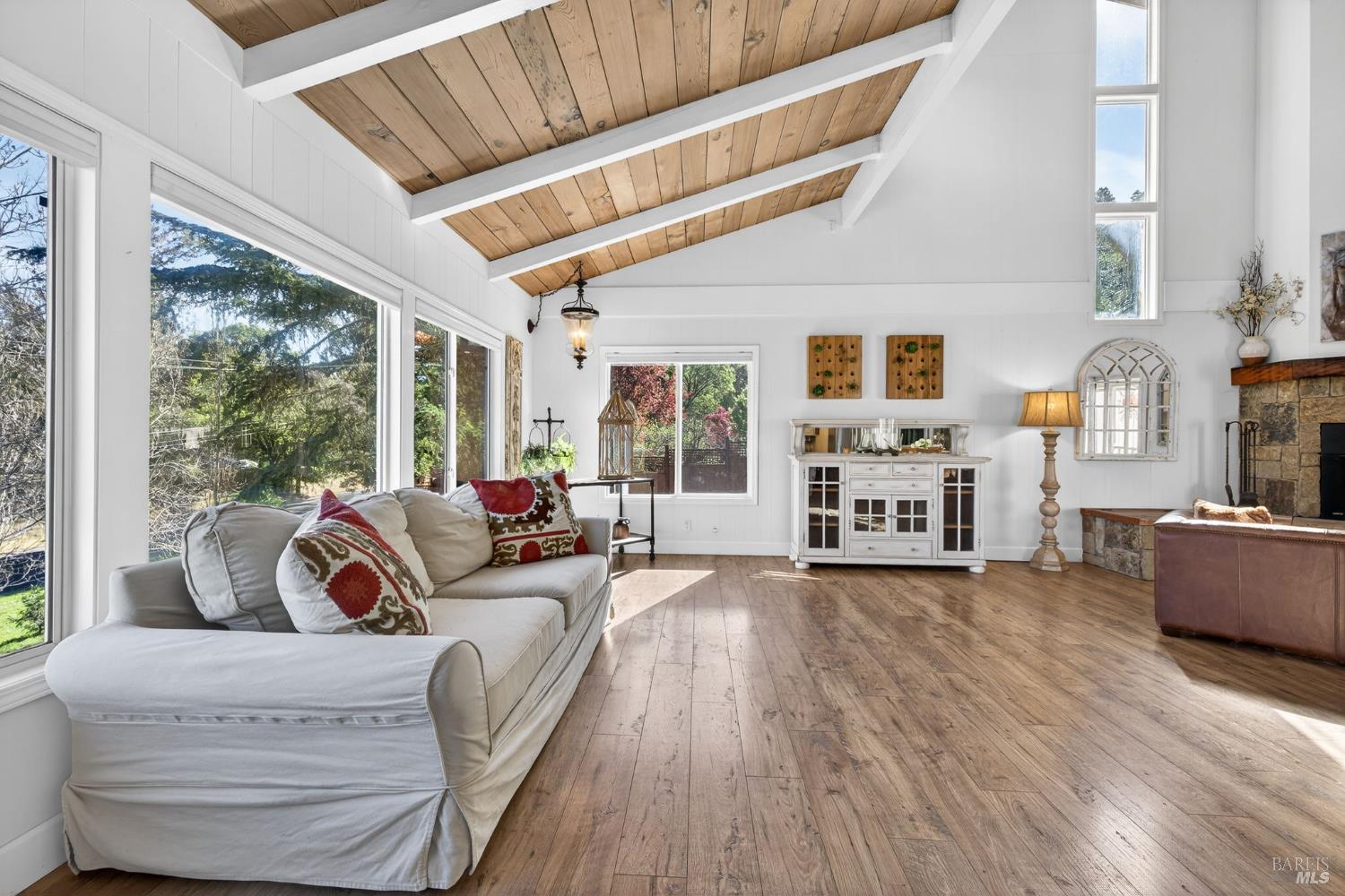 433 San Geronimo Valley Drive