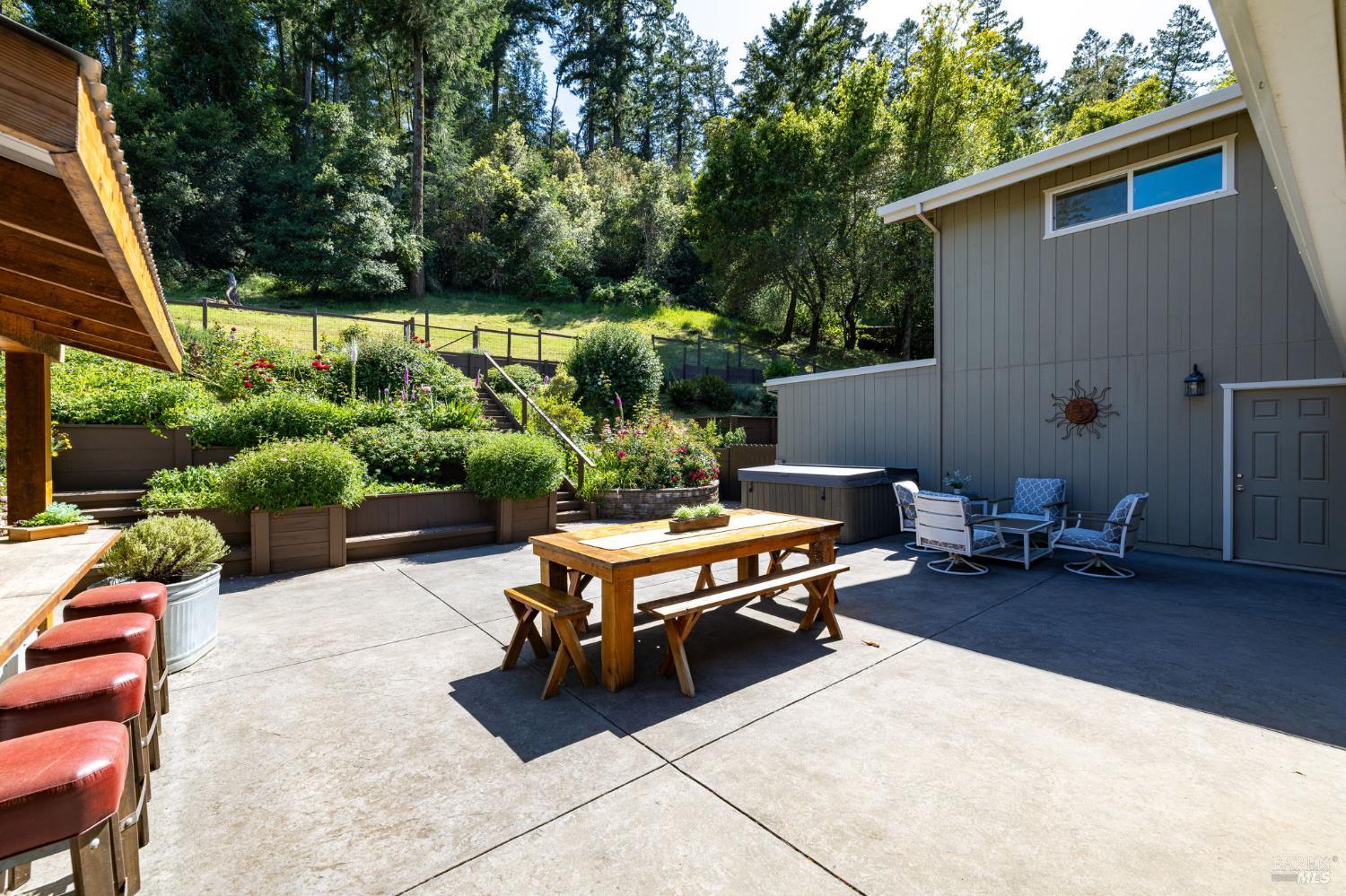 433 San Geronimo Valley Drive