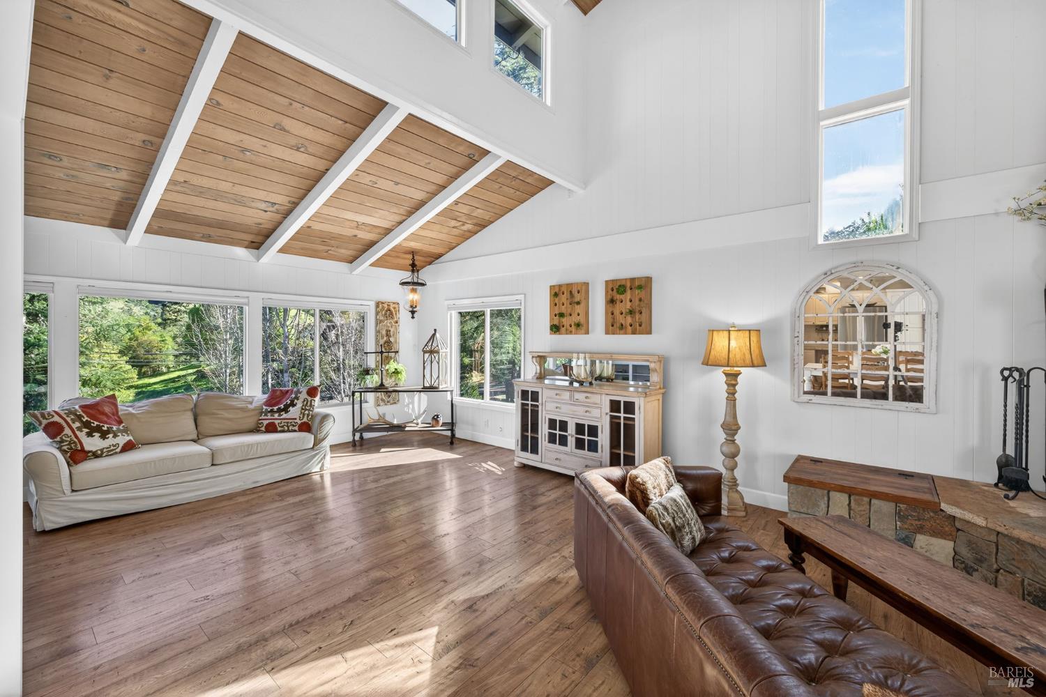 433 San Geronimo Valley Drive