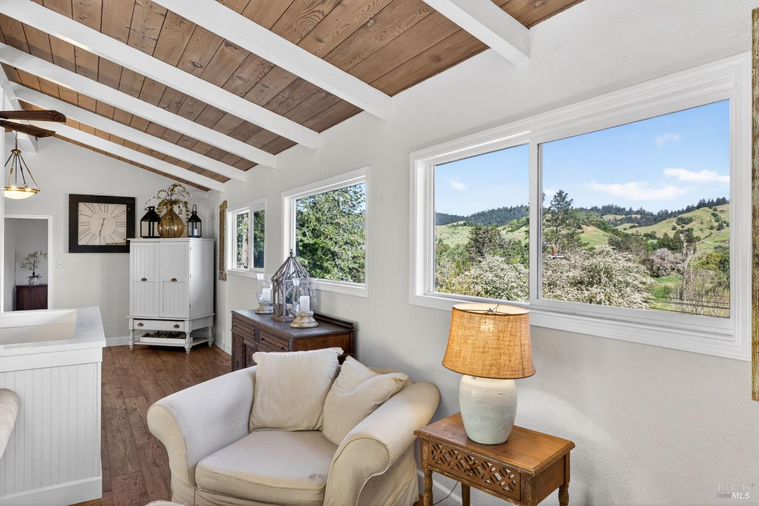 433 San Geronimo Valley Drive