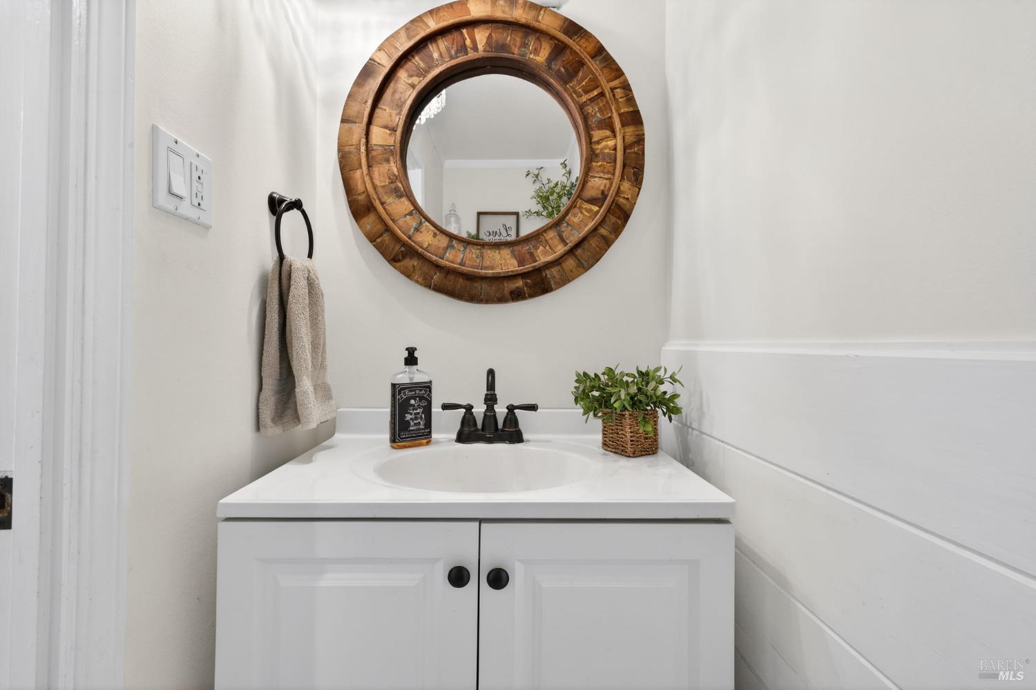 433 San Geronimo Valley Drive