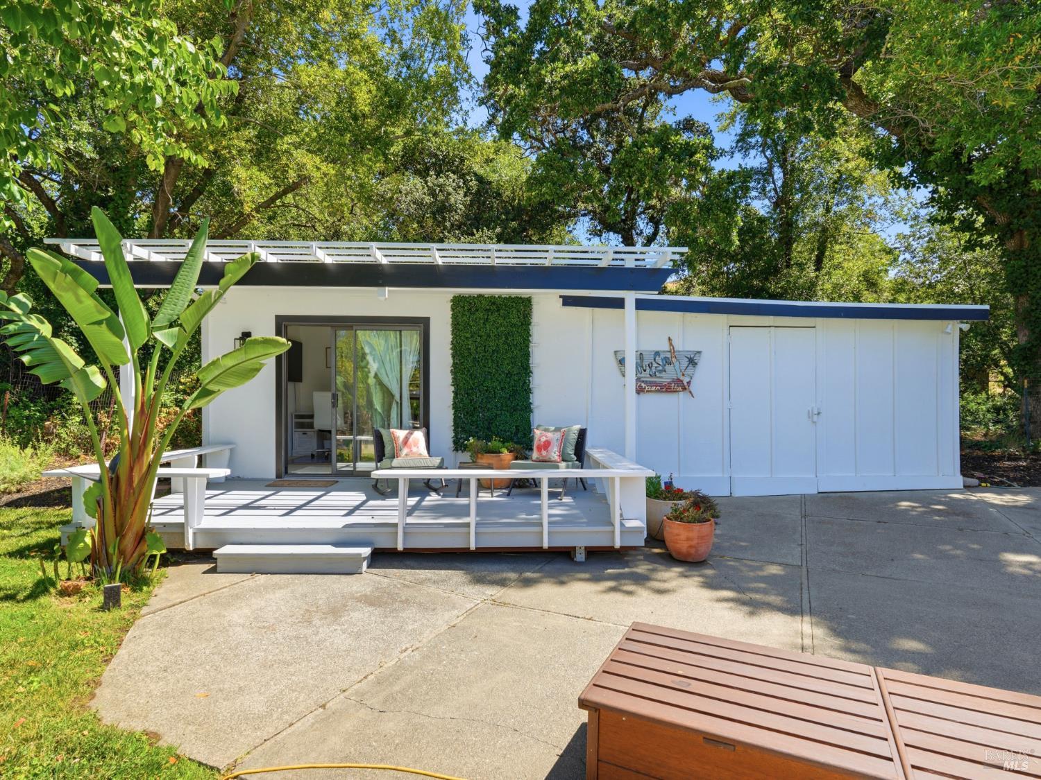 14 Villa Place