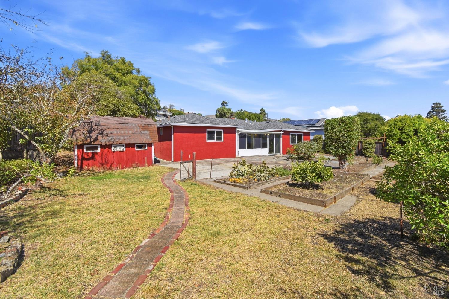 476 Irving Court