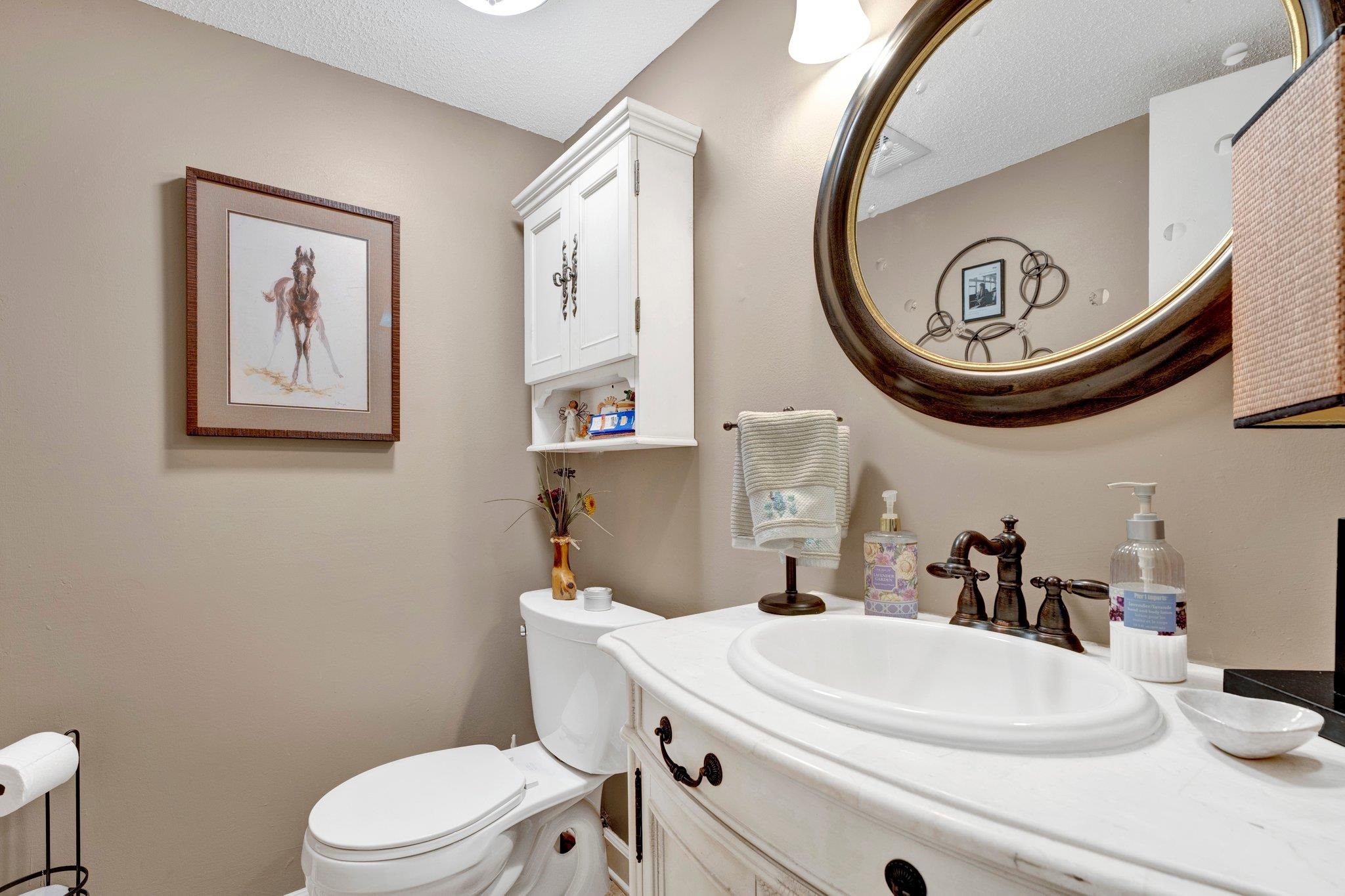 1693 HOBBITS GLEN DR Unit: 27