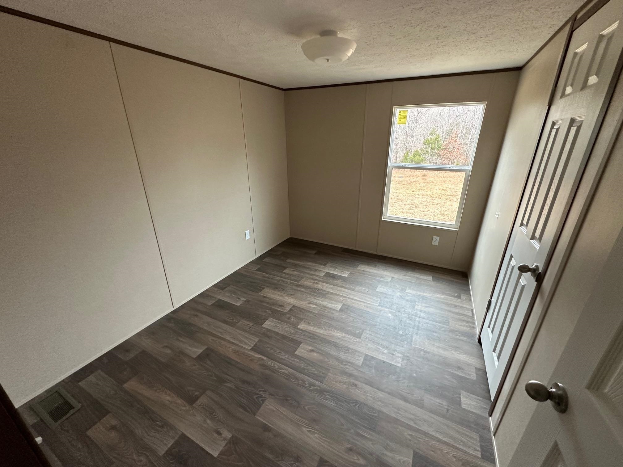 1696 HARDIN GRAVEYARD RD