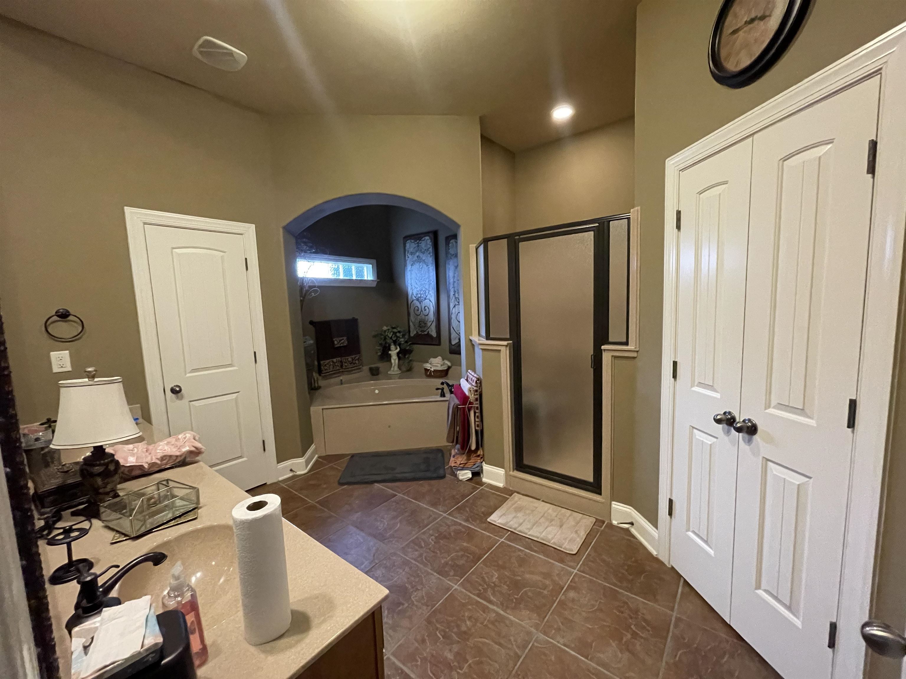 110 LEWIS FAIRWAY CIR