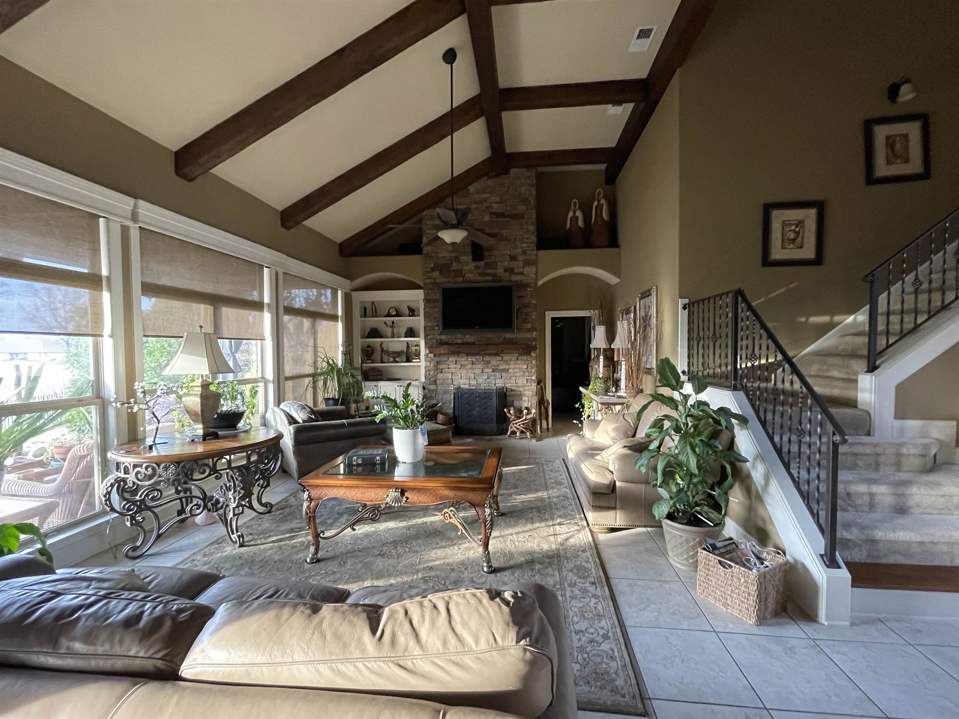 110 LEWIS FAIRWAY CIR