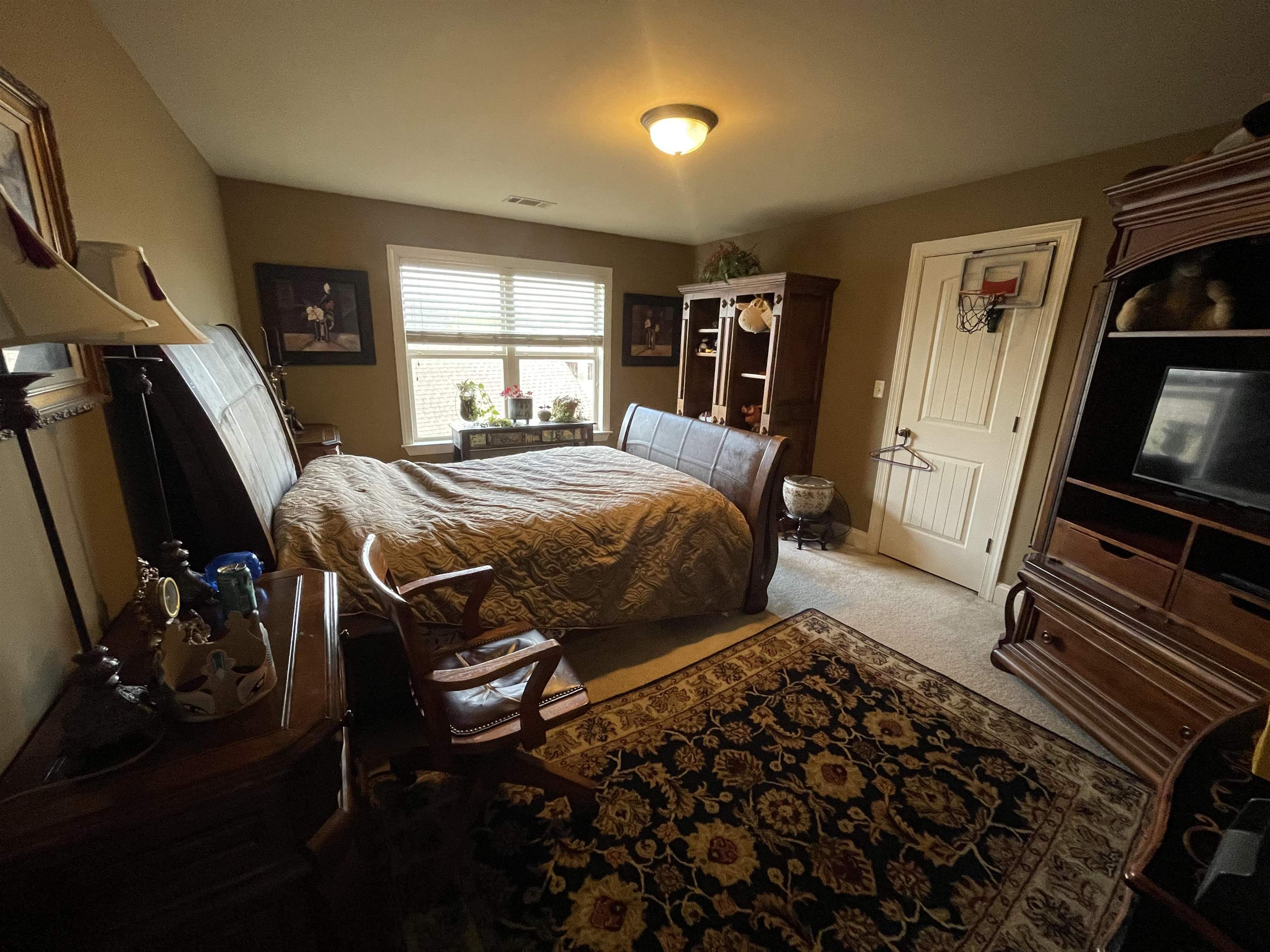 110 LEWIS FAIRWAY CIR