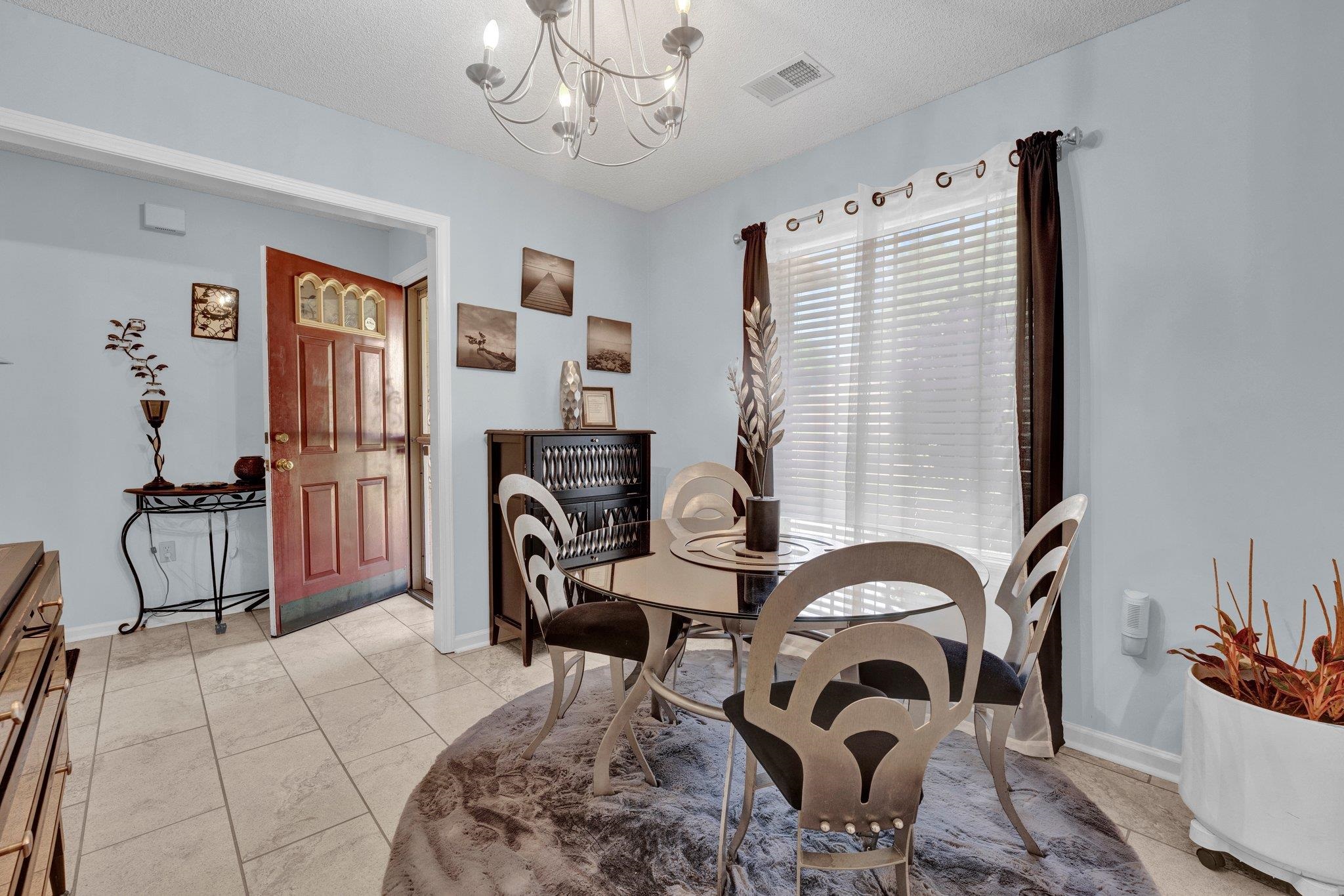 5364 MEADOW CROSS DR