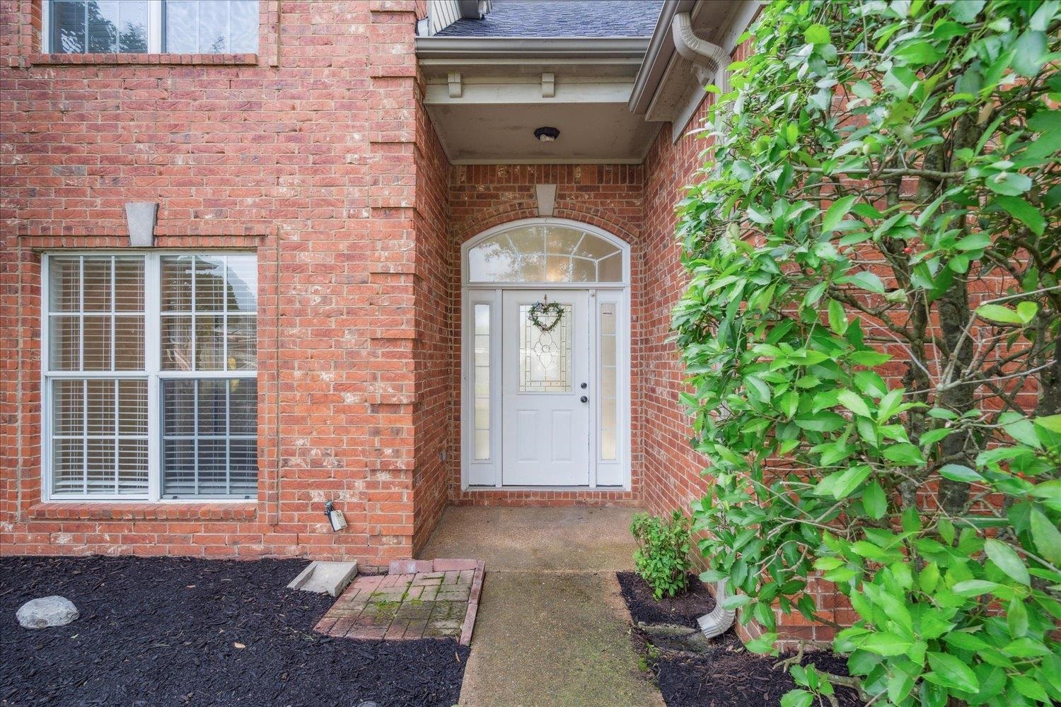 5180 PEBBLE BRIDGE LN