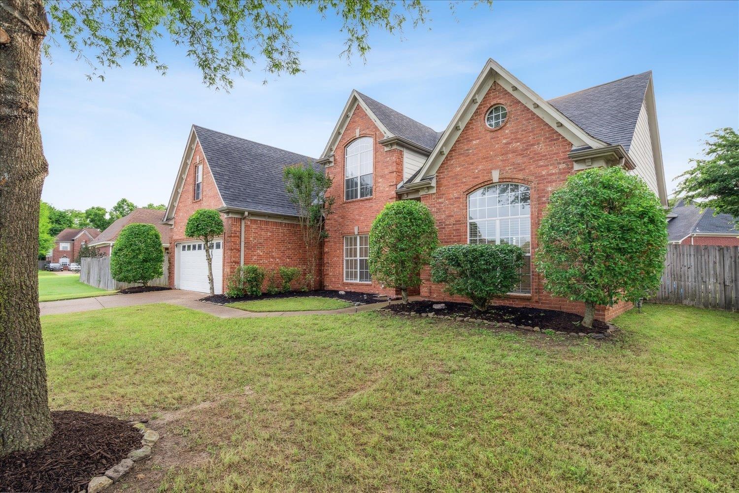 5180 PEBBLE BRIDGE LN