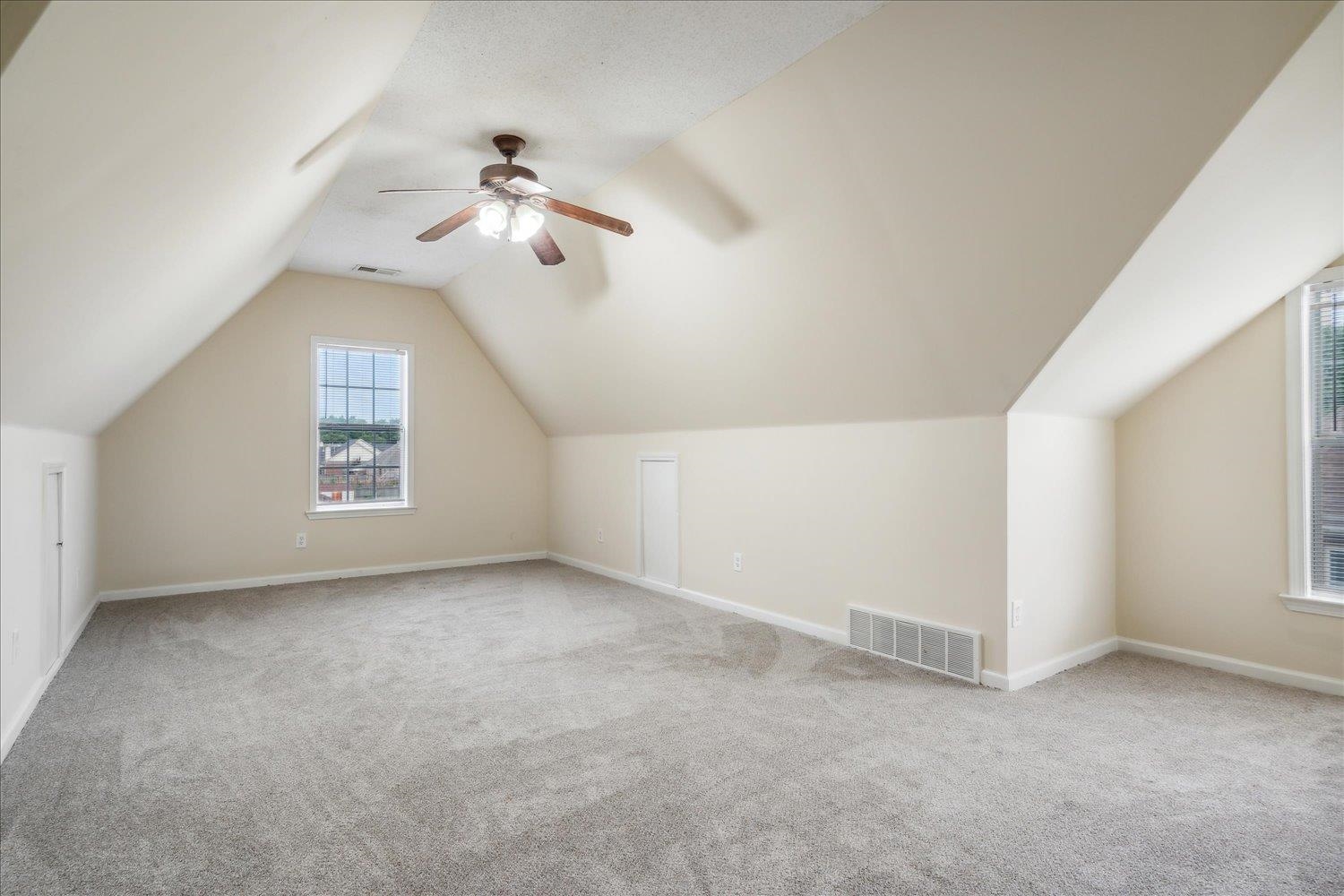 5180 PEBBLE BRIDGE LN