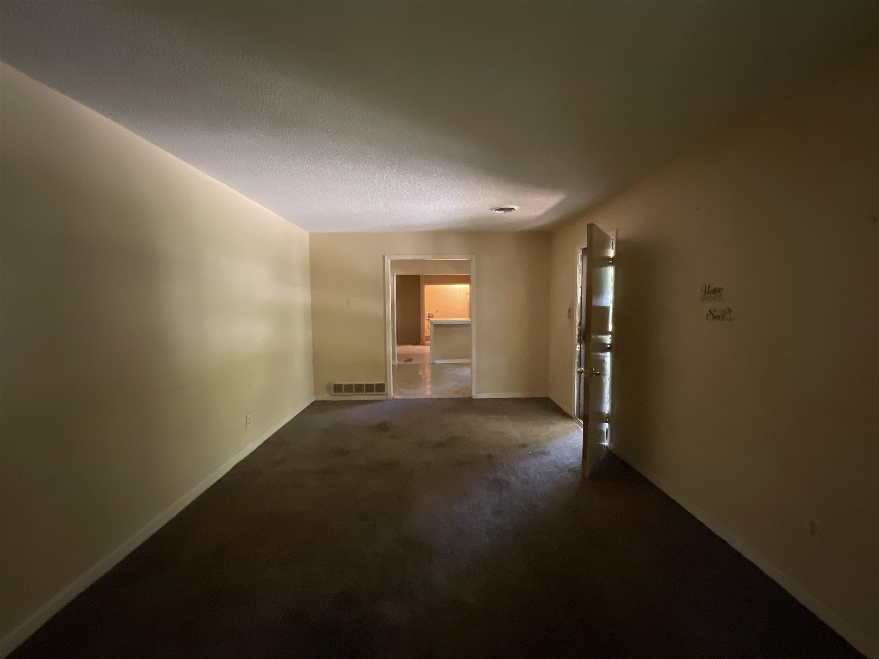 2067 COLLIER RD