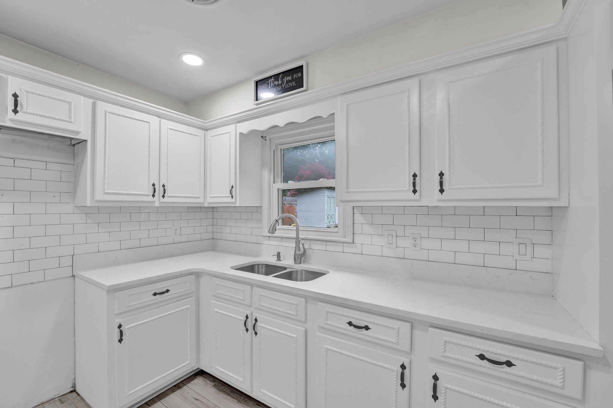 1270 W PERKINS RD W