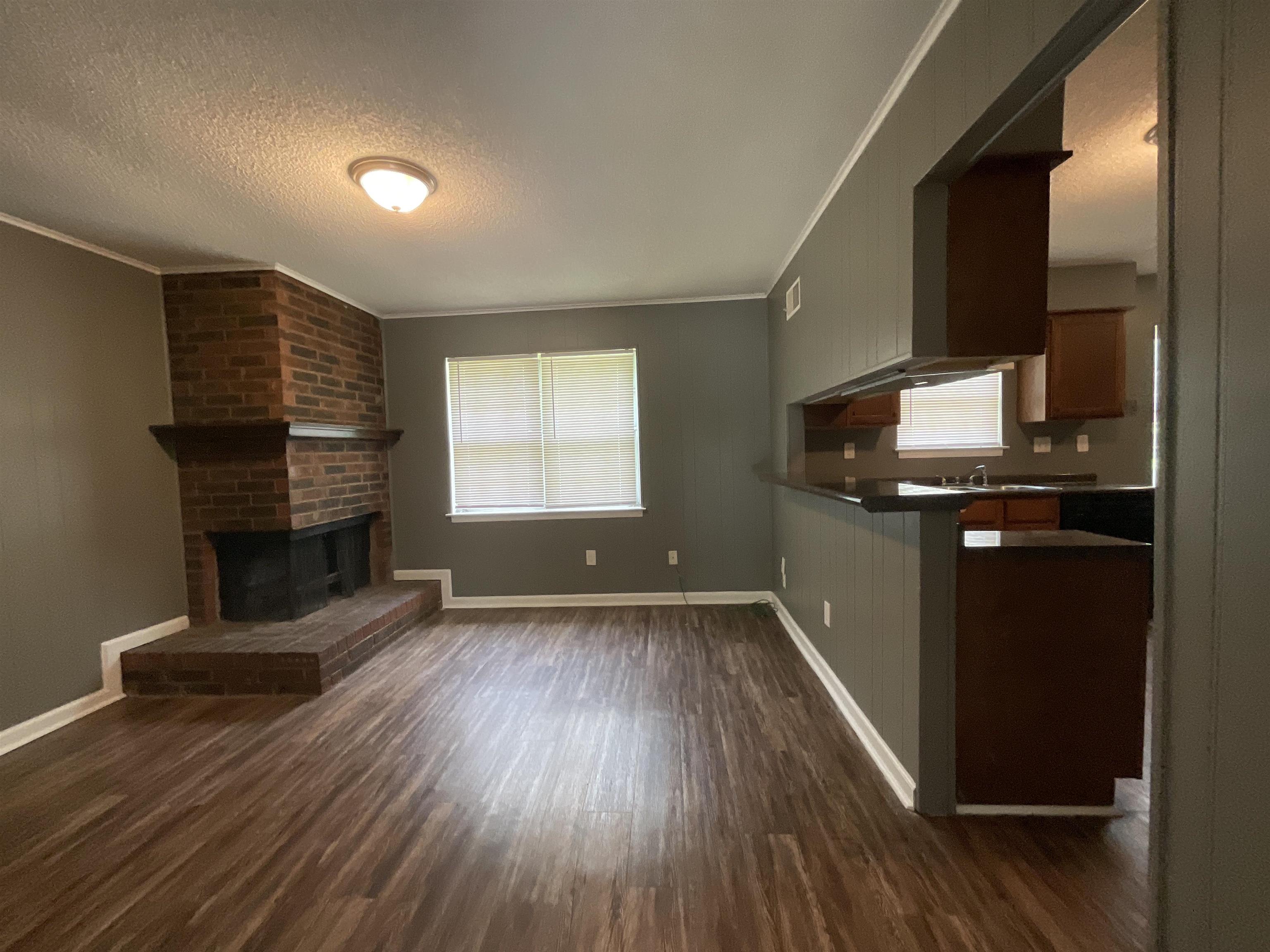 856 ELM RIVER CV