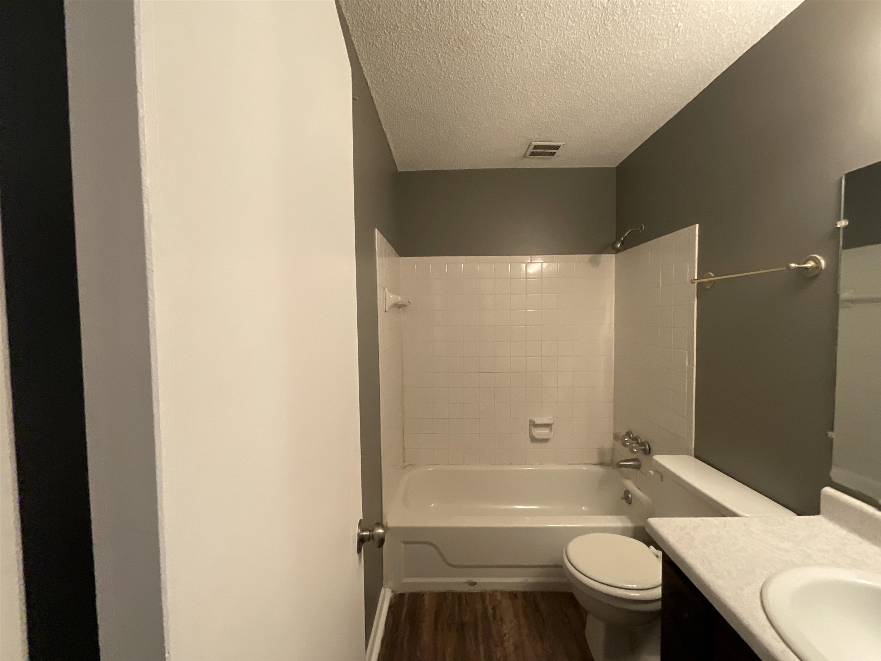 856 ELM RIVER CV