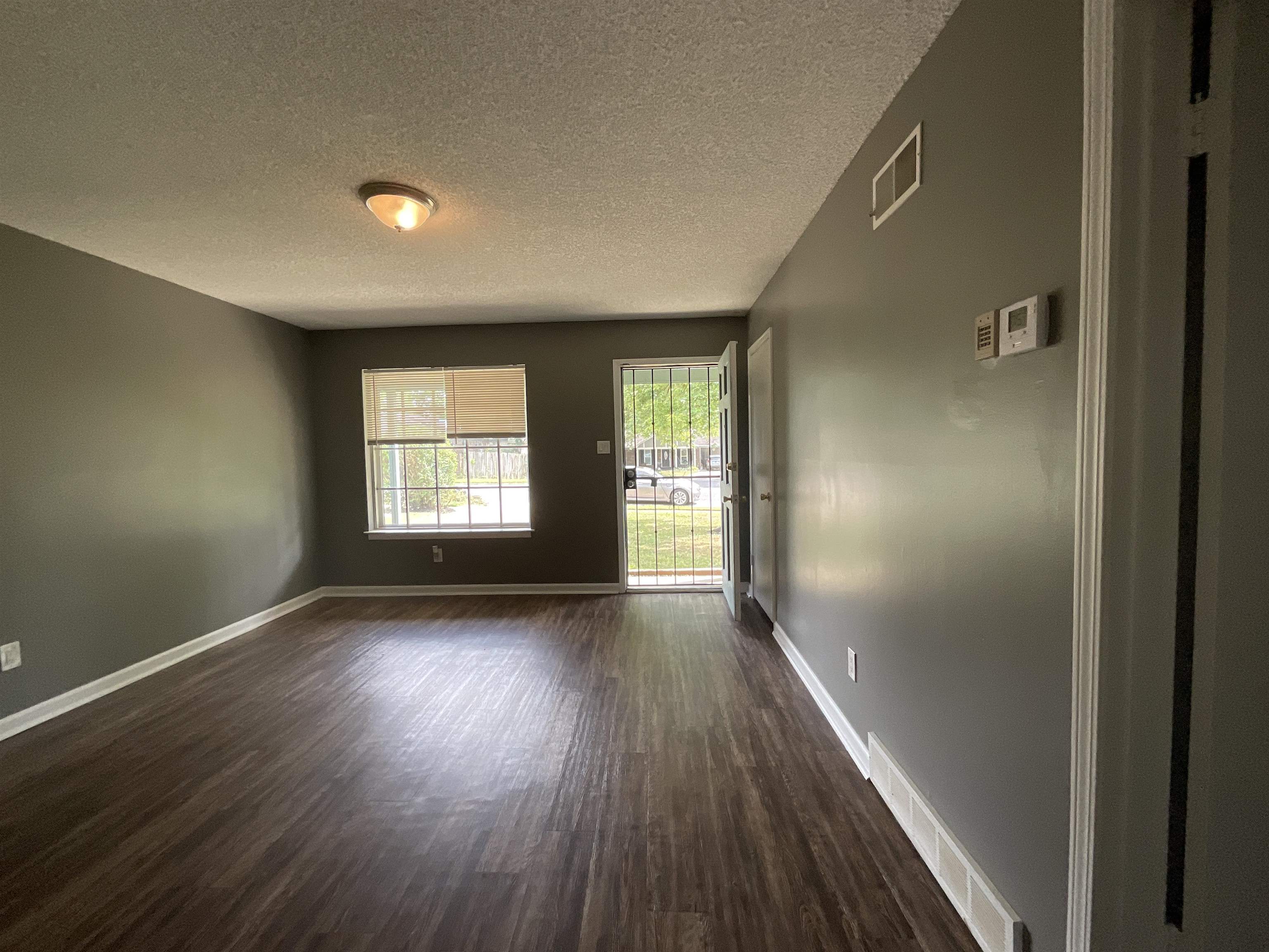 856 ELM RIVER CV