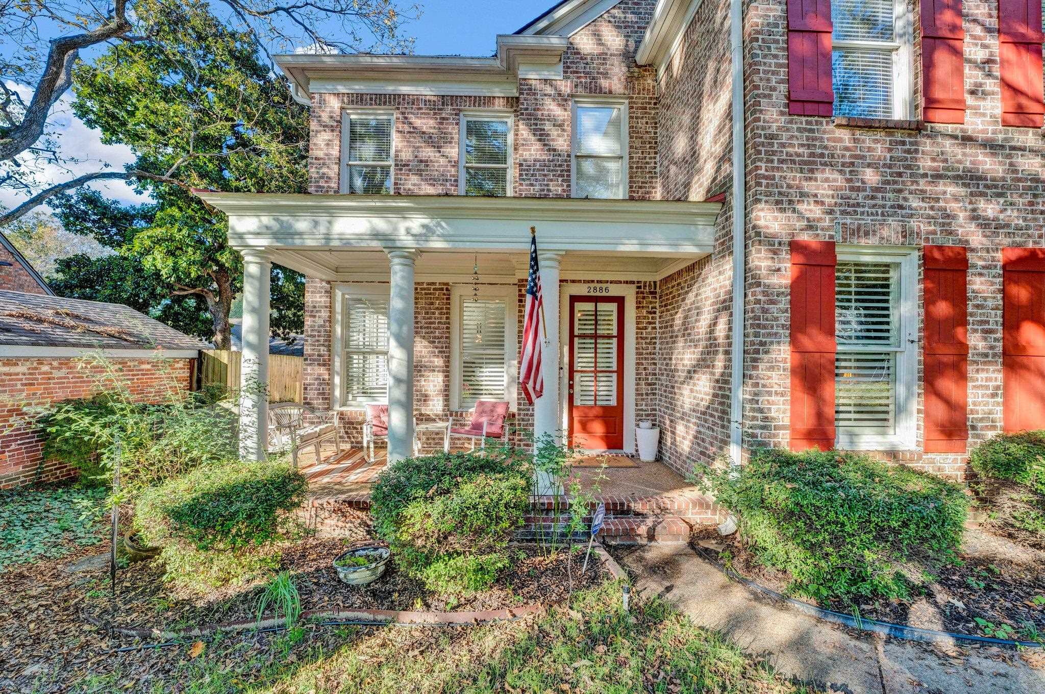 2886 FRANCES PL
