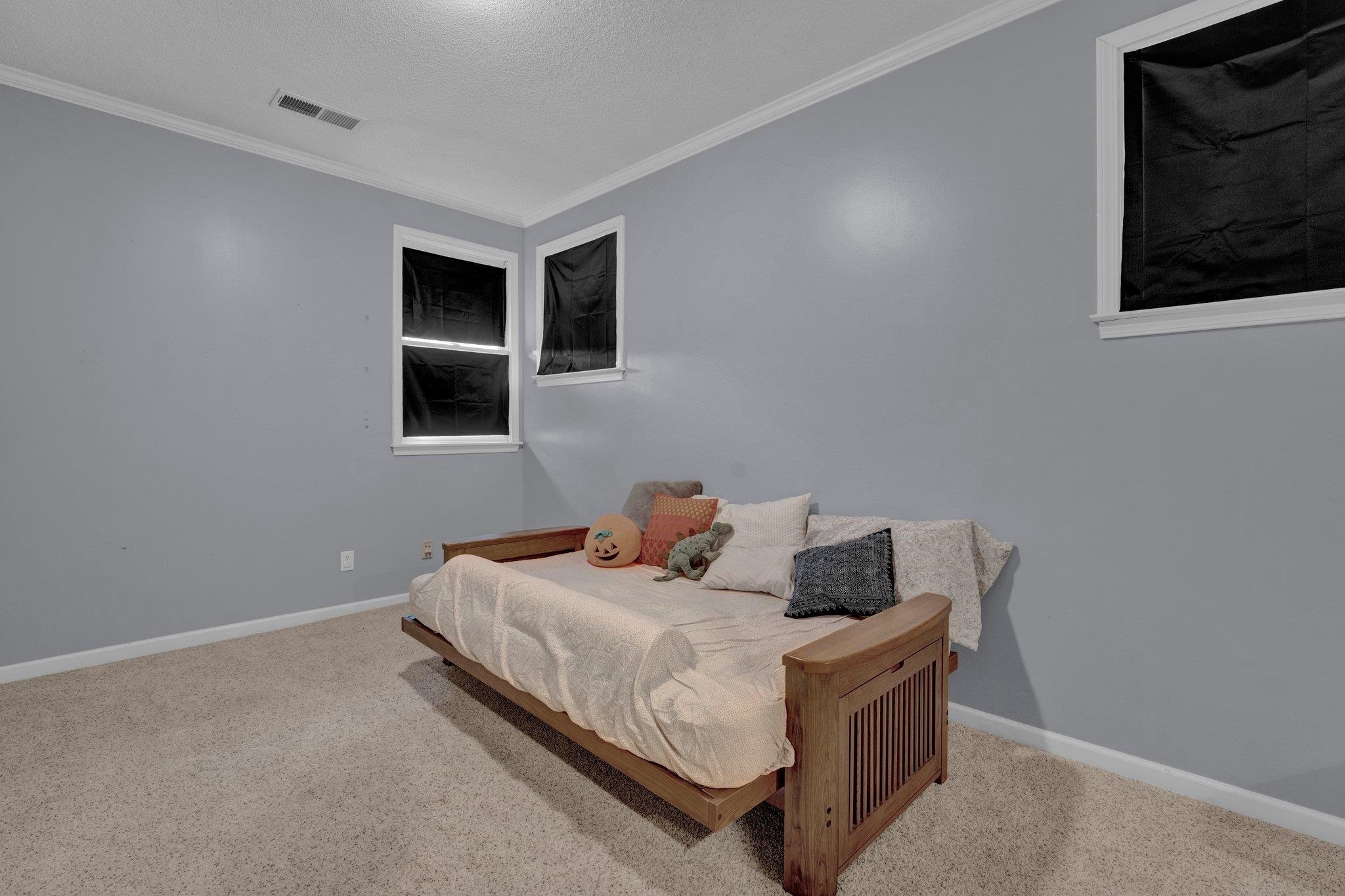 2886 FRANCES PL