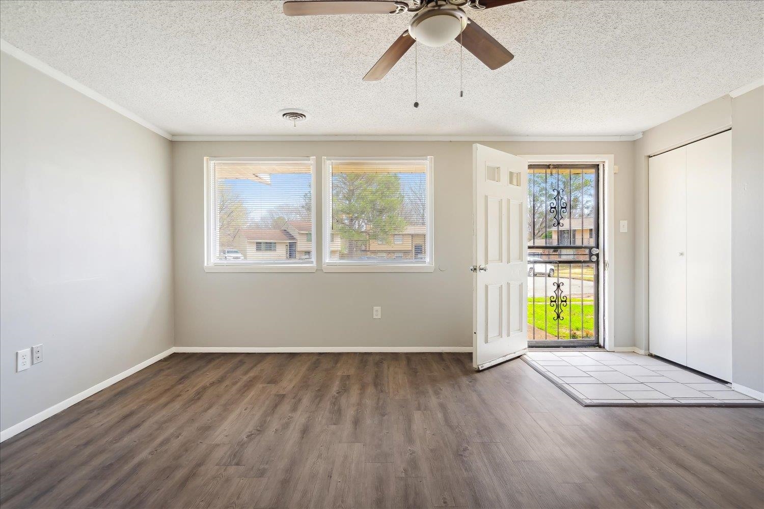 4325 WILLOW PARK CV