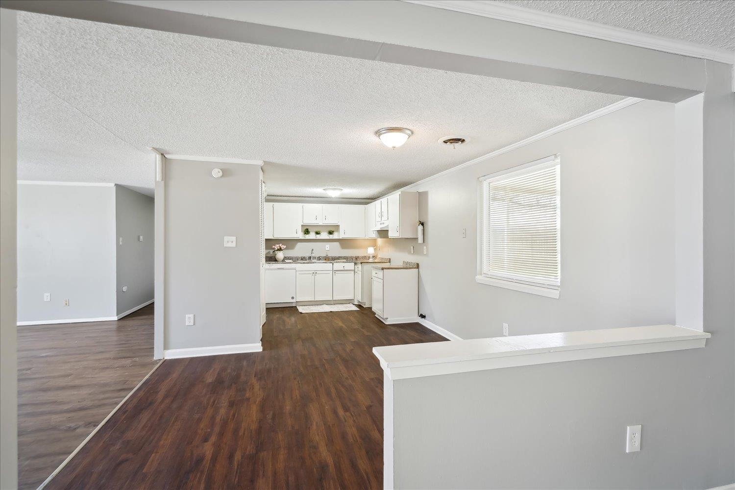 4325 WILLOW PARK CV