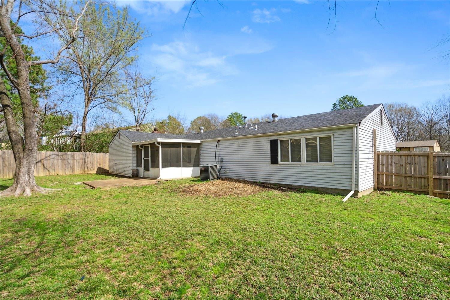 4325 WILLOW PARK CV